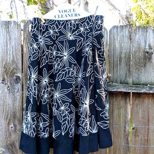 Adorable circle skirt